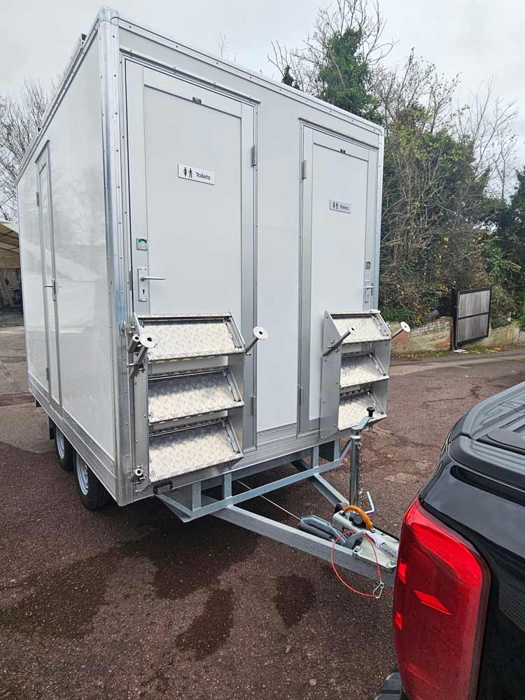 trailer towing service